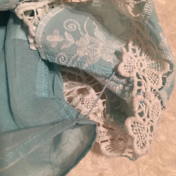 CYNTHIA ROWLEY TIFFANY BLUE LACE TOP - Picture 7 of 9